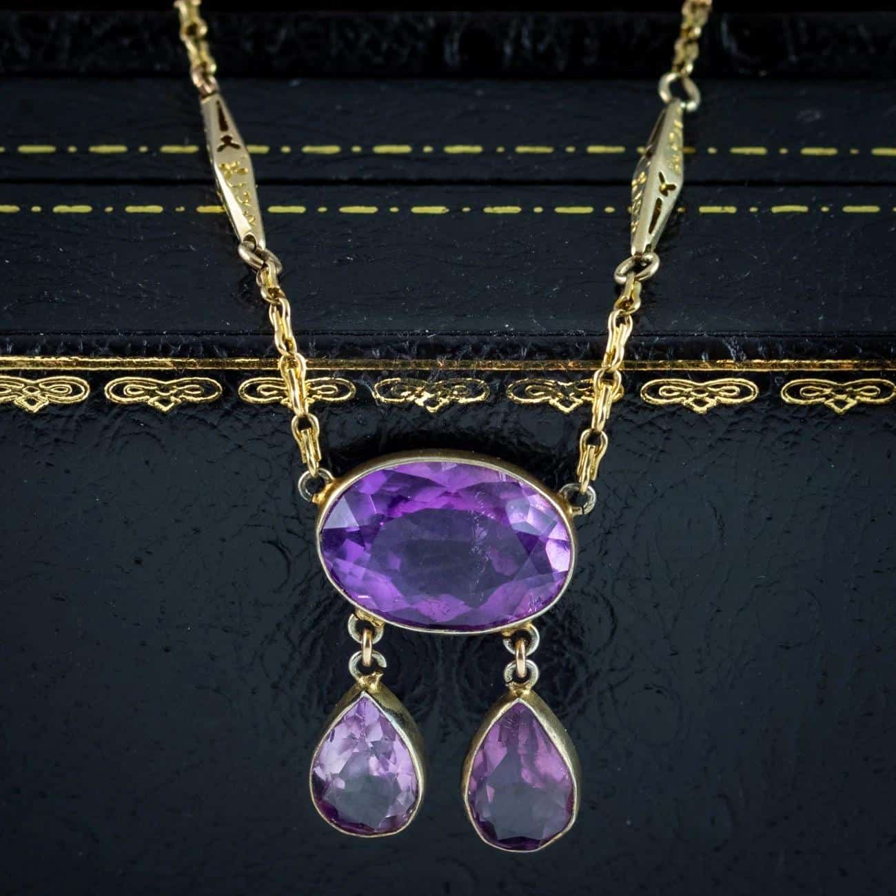 Edwardian gold necklace